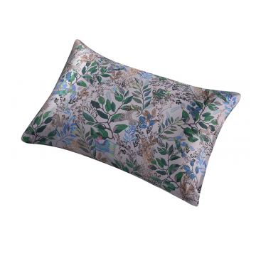 Наволочка 50х70 Таинственный лес в светло-сером, шелк и сатин