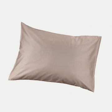 Наволочка 50х70 в песочно-бежевом, сатин