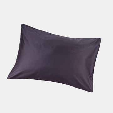 Наволочка 50х70 в графитно-сером, сатин