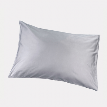 Наволочка 70х70 в светло-сером, сатин