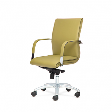 Офисное кресло Bern с низкой спинкой на крестовине с колесами