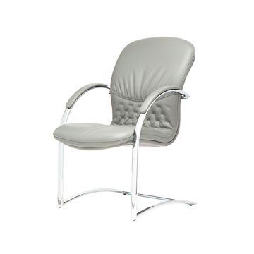 Кресло Cardinal с низкой спинкой на полозьях