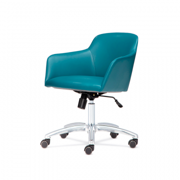 Офисное кресло Light на крестовине с колесами