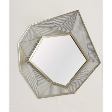 Зеркало в раме 