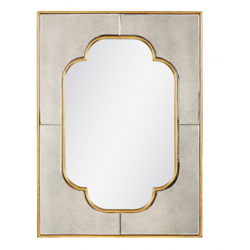 Зеркало в раме 