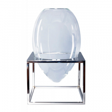 Ваза на серебряном подстолье овальная 0.43x0.25x0.25м