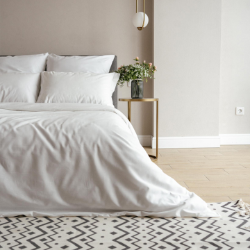 Комплект постельного белья Лен Семейный Белый с Простыней на резинке