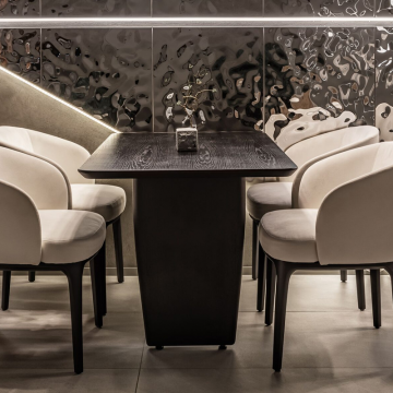 Квадратный стол обеденный в шпоне черного дуба 900x900x760