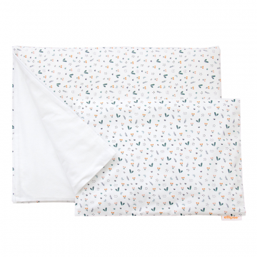 Постельное бельё в детскую кроватку «Цветочки веточки» (сатин). Состав: наволочка 40*32 см, пододеяльник 90*110 см