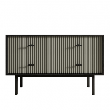 Комод с четырьмя ящиками 