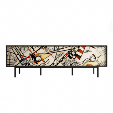 Комод с четырьмя дверками и двумя ящиками 