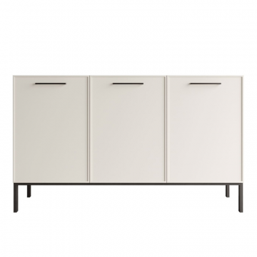 Комод с тремя дверками 