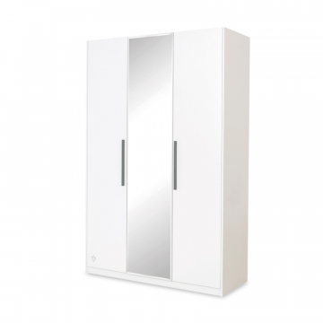 Трехдверный шкаф White