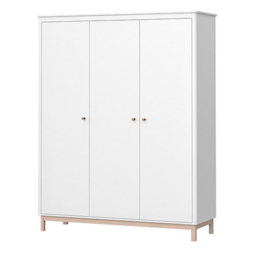 Шкаф Classic 3-х створчатый (белый)