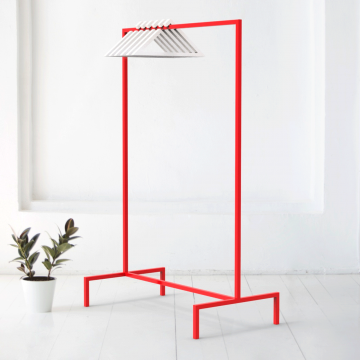 Вешалка напольная минимализм в красном цвете