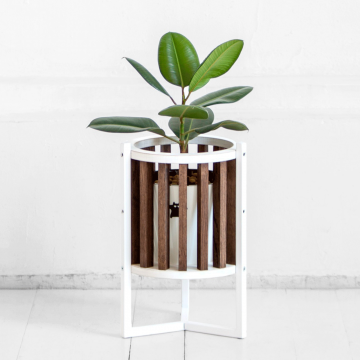 Кашпо Куг в коричневом цвете дуба с белым металлом