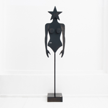 Манекен-вешалка Крошка Звезда в черном цвете