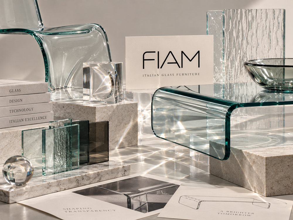 Fiam - фабрика с полувековой историей, с самого начала сфокусированная на мебели и декоре из стекла